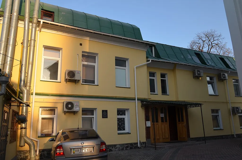 Будинок для прочан, Київ, Лаврська вул., 14