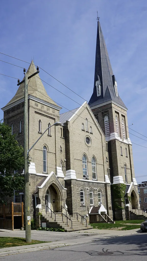 Central United Church (church building in Woodstock, Ontario, Canada)