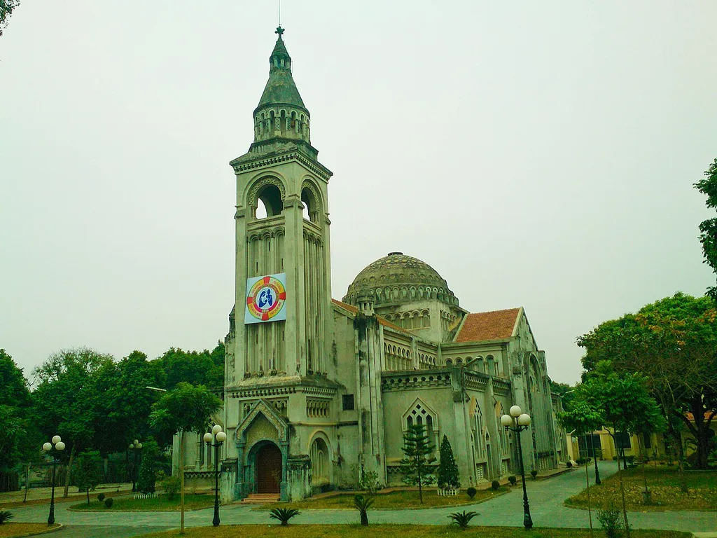 Sơn Lộc Cathedral