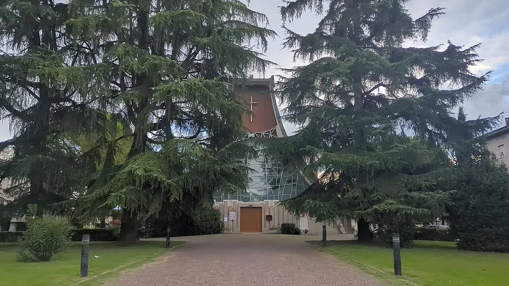 chiesa di San Giulio Prete a Villaggio Sereno (Brescia)