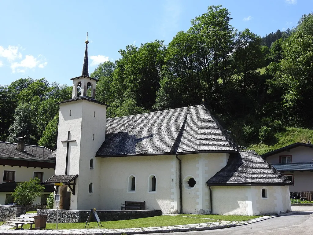 This media shows the natural monument in Salzburg with the ID NDM00022.