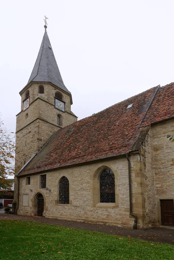 Evangelische Kirche St. Martin in Roßwag, einem Stadtteil von Vaihingen an der Enz.