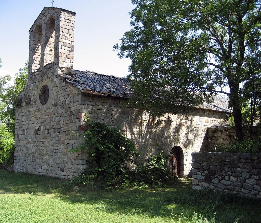 Iglesia de Sant Serni de Coborriu de la comarca de la Baixa Cerdanya en Cataluña (Spain)