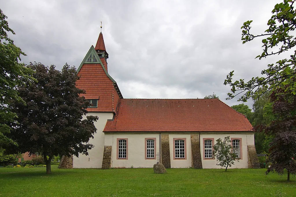 Kirche „Zum Guten Hirten“ in Schneeren (Neustadt a.Rbg.), Niedersachsen, Deutschland