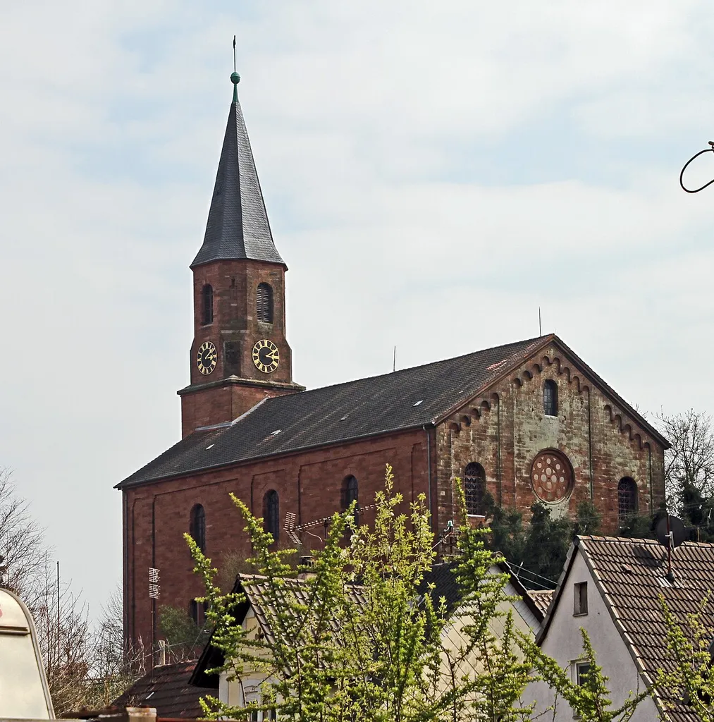 Protestant church in Albersweiler.