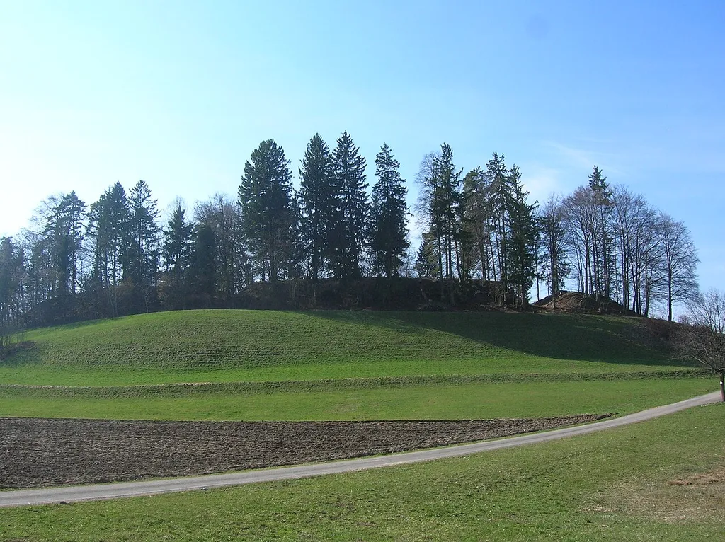 Hittnau ZH, Schwiiz: Hügel vo dr ehmolige Burg Werdegg