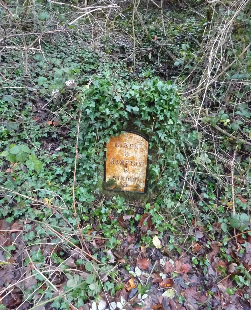 Milestone, A 419 Sapperton area