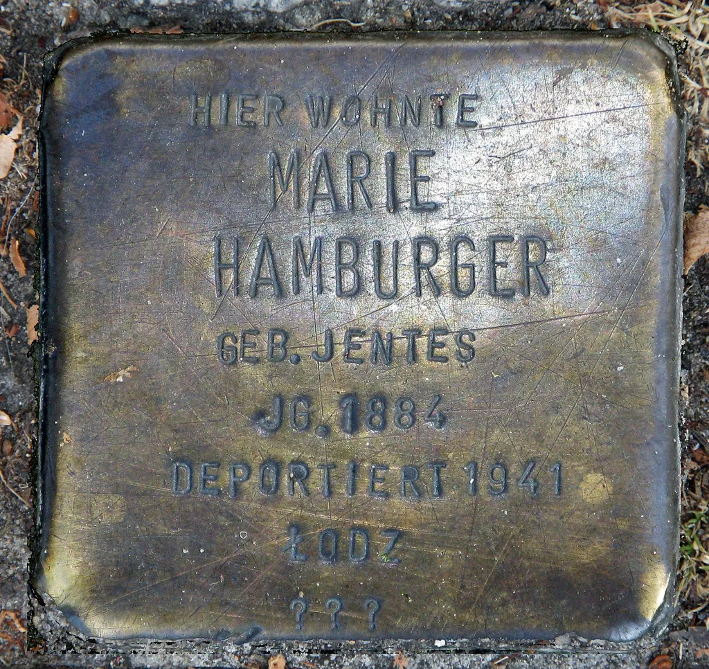 "Stolperstein" (stumbling block), Marie Hamburger, Köpenicker Straße 28, Berlin-Kreuzberg, Germany