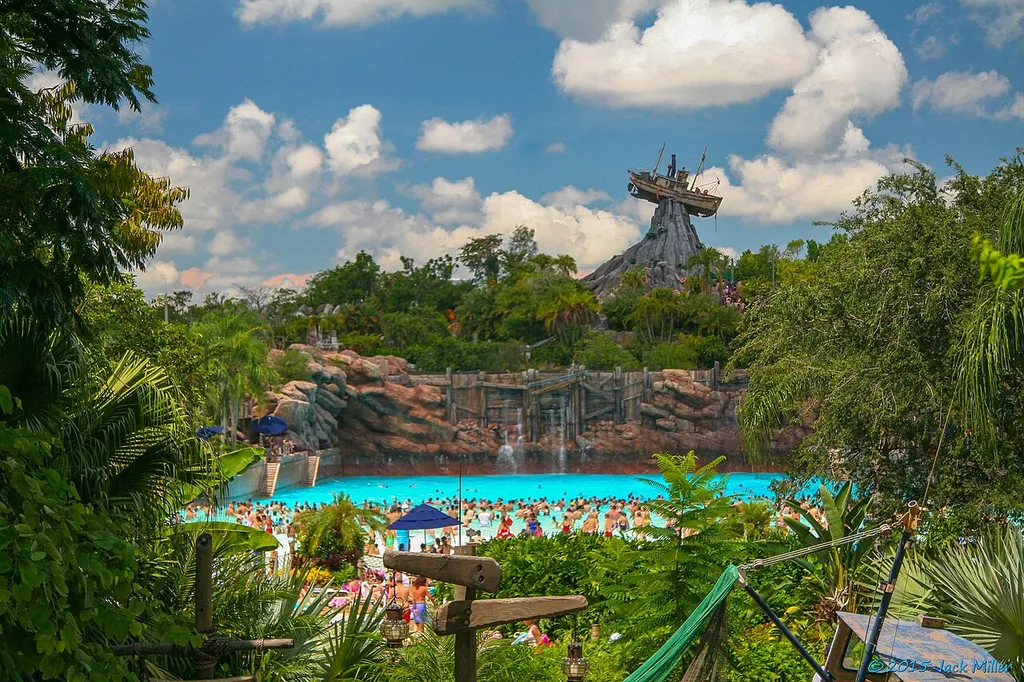 Wave pool at Disney's Typhoon Lagoon