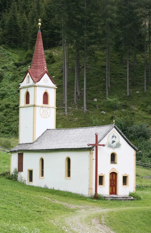St. Johann Kerk in Wans (St. Leonhard in Passeier, Zuid-Tirol)