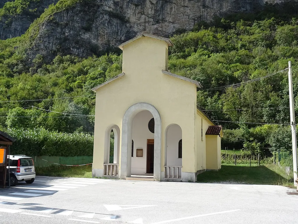 Scalini (Arsiero, Veneto, Italy), Saint Mary of Help church