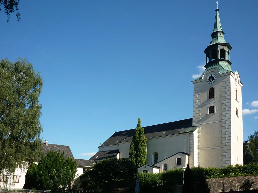 Farní kostel Sv. Linharta v Dobersbergu
