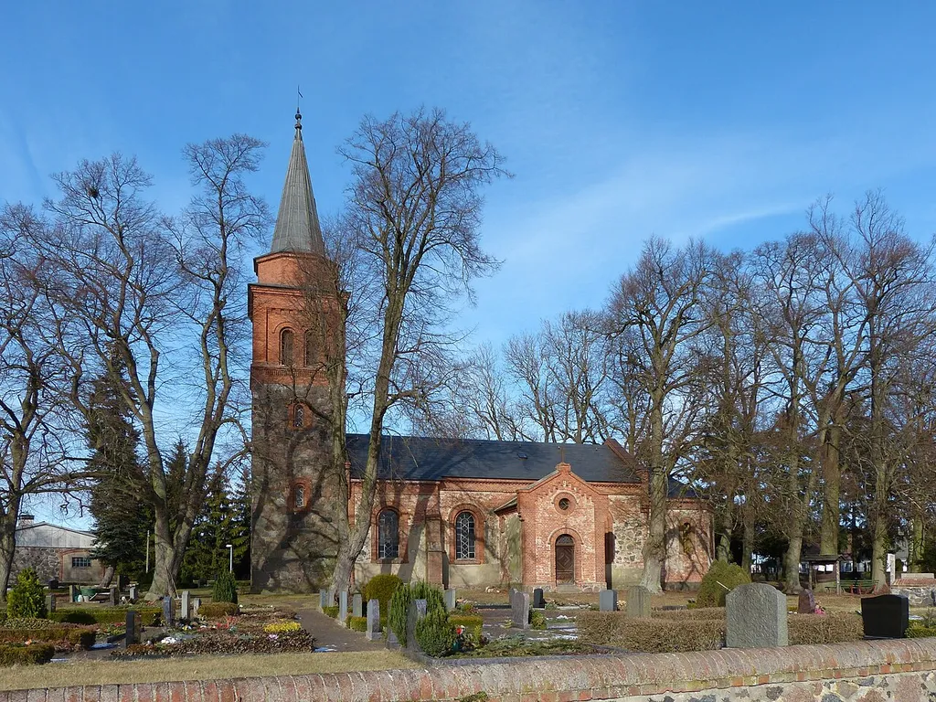 Kirche in Neuendorf B, Ansicht von Süden