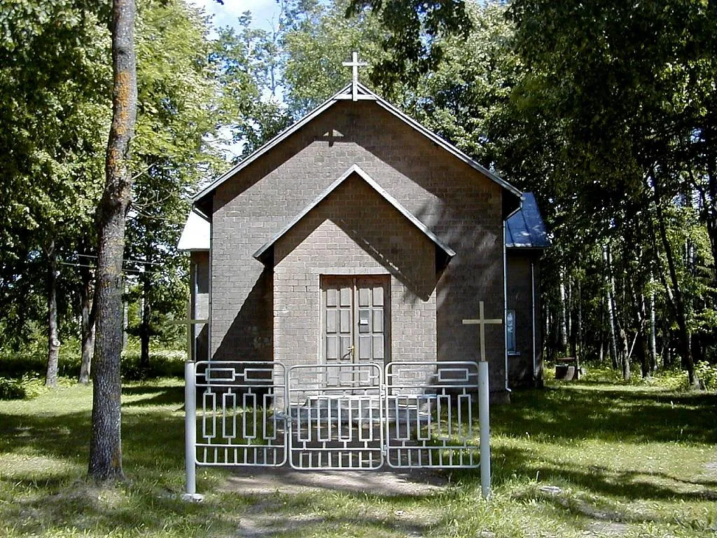 Jaunsaules katoļu baznīca 2003-07-12
