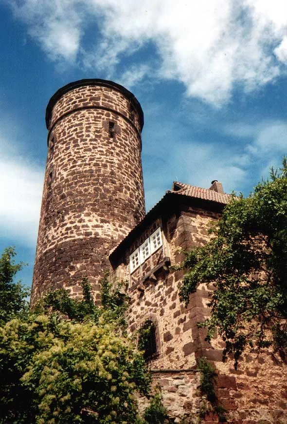 Blick auf den Turm von de:Burg Ludwigstein von Südwesten betrachtet