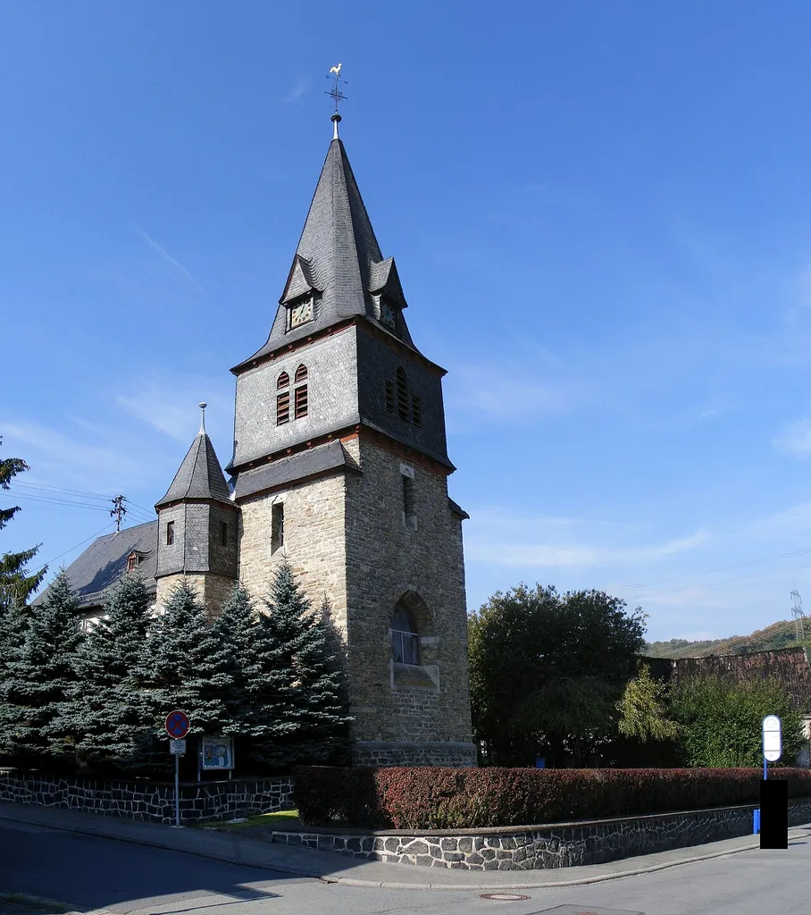 Greifenstein Holzhausen Kirche