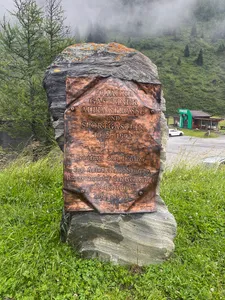 Gedenkstein 20 Jahre Gasteiner Alpenstraße und Sportgastein