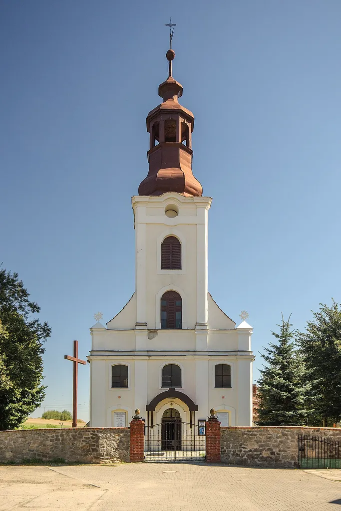 Ciechów, ul. Słoneczna 2 - rzymskokatolicki kościół filialny pw. MB Wspomożenia Wiernych, 1555, 1 poł XVIII