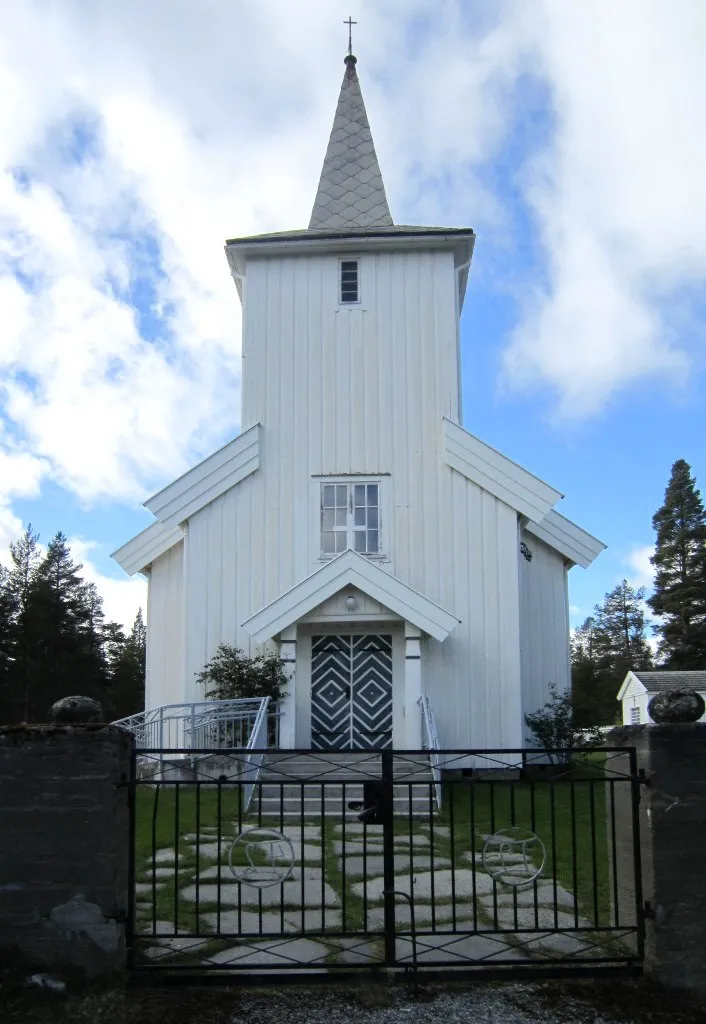 Tunhovd kirke, Buskerud