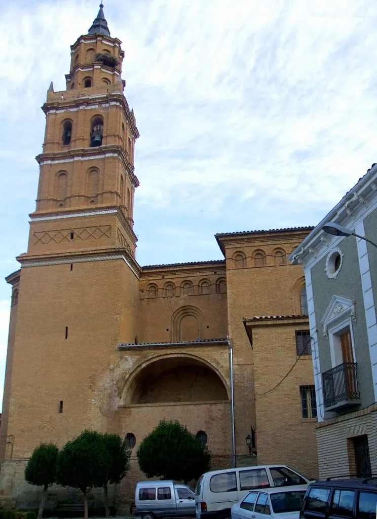 Iglesia de San Esteban, en Arguedas (Navarra, España)