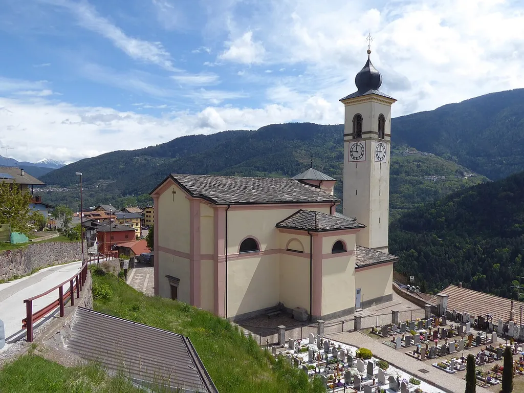 Grumes (Altavalle, Trentino, Italy), Saint Lucy church