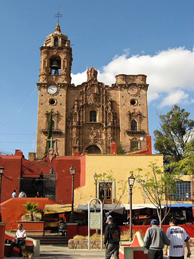 This is a photo of a monument in Mexico, identified by ID