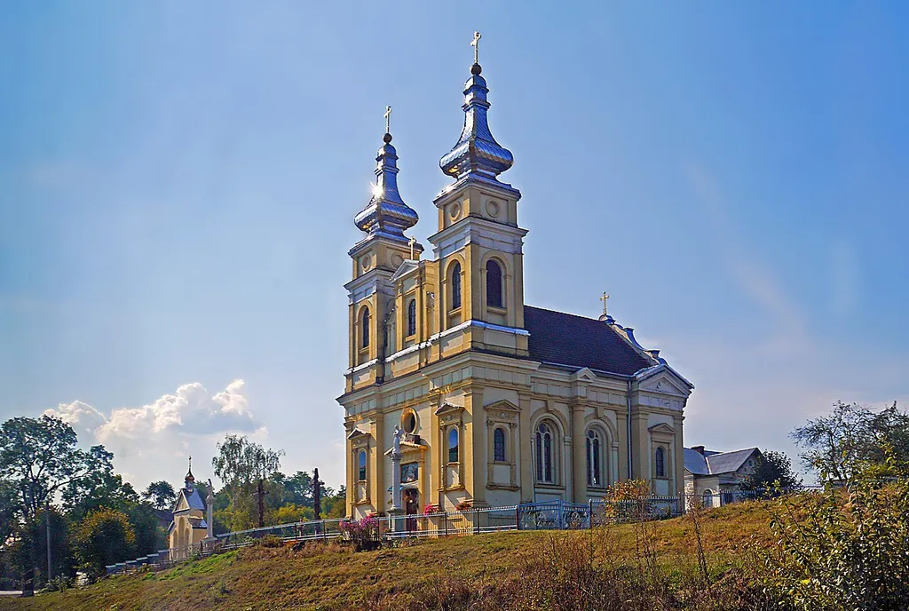Костел(мур.), село Криниця,