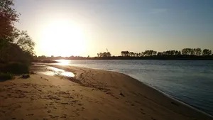 Elbe zwischen Geesthacht und Hamburg