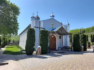Church of the Translation of the Relics of Saint Nicholas, Rosokhach (UGCC)