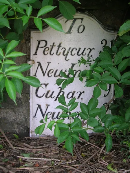 Old Milestone west of Easter Friarton, Forgan parish