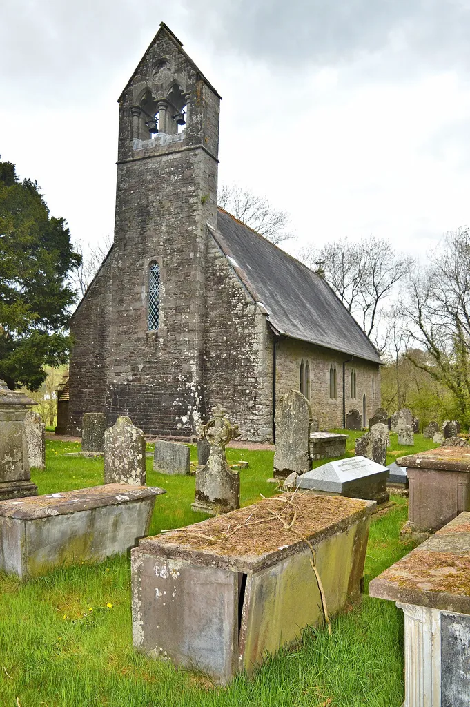 St Mary and St Cynidr, Aberyscir