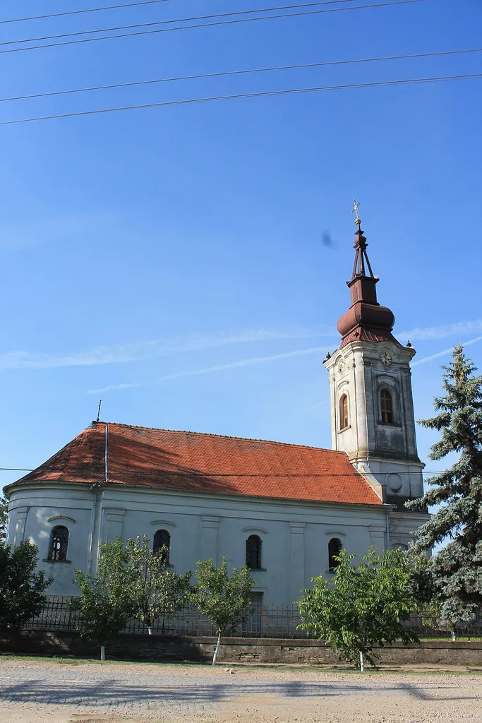 Buđanovci, crkva Sv. Mihaila i Gavrila