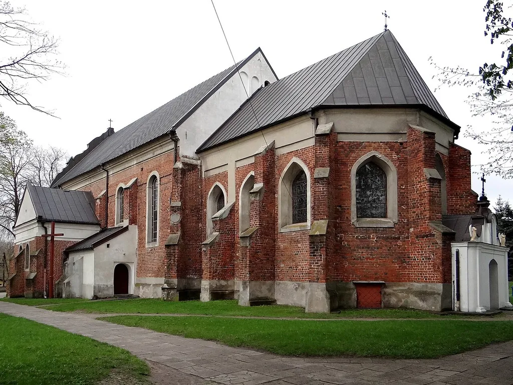 Uniejów, kolegiata Wniebowzięcia NMP, poł. XIV
