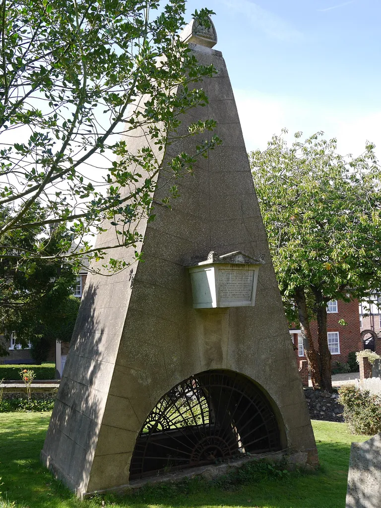 St John the Baptist, Pinner, September 2015
