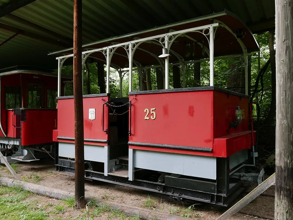 Lendcanaltramway