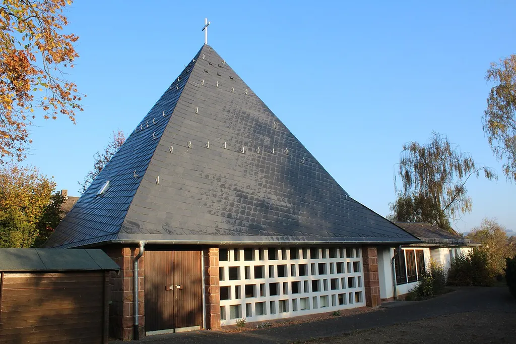 Evangelische Kirche Cyriaxweimar, Marburg, Landkreis Marburg-Biedenkopf, Hessen, Deutschland