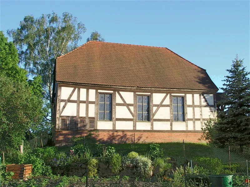 Kirche von Userin in Mecklenburg - Church of Userin (Germany/Mecklenburg)
