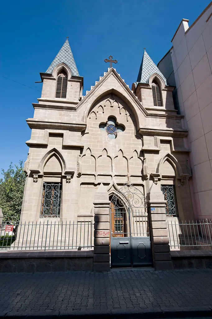 St.Paul’s Catholic Church, built at the end of the 19th century, is sometimes described as ‘French Gothic’, although ‘eclectic Neo-Gothic with Armenian influence’ would be more to the point. It was part of a mission established in 1892 by the Order of the Augustians, including a dispensary and a school which were conducted by Catholic Sisters; it is reported that in 1910 the mission was “very prosperous and attended by numerous Greek and above all Armenian”. Nowadays the mission offers hospitality to groups of pilgrims travelling the paths of St. Paul in Anatolia, thanks to the presence of two resident Italian Sisters. And Konya’s small community of Catholics gather here once a week to pray.