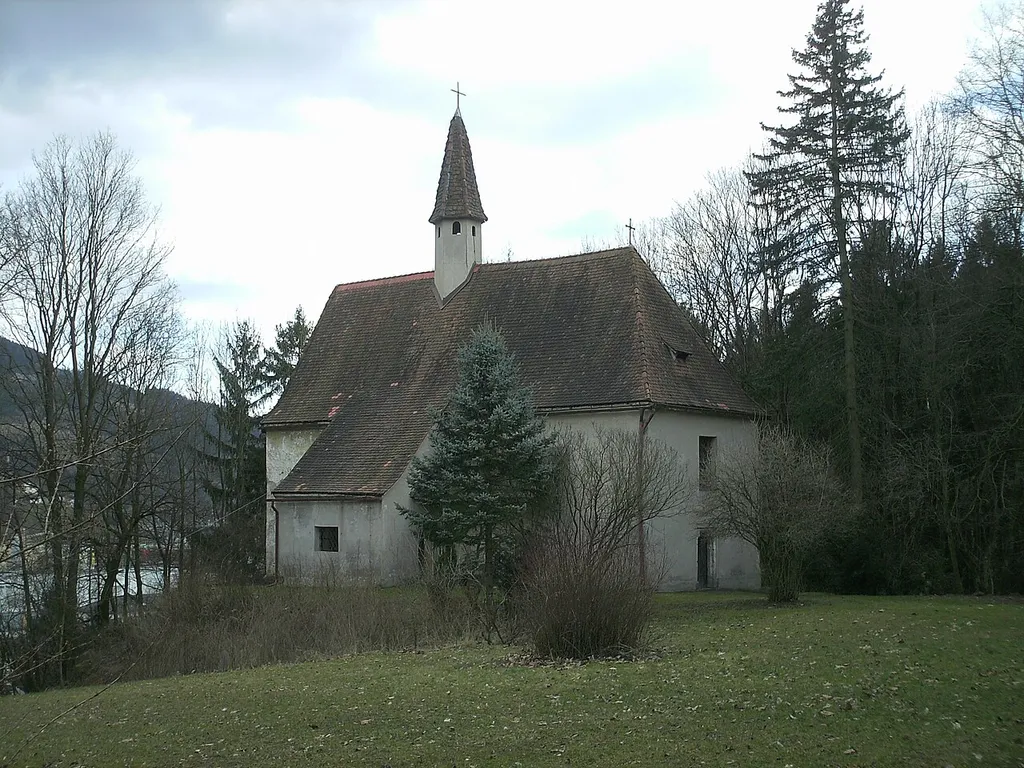 Kath. Filialkirche hl. Georg am Pöglhof