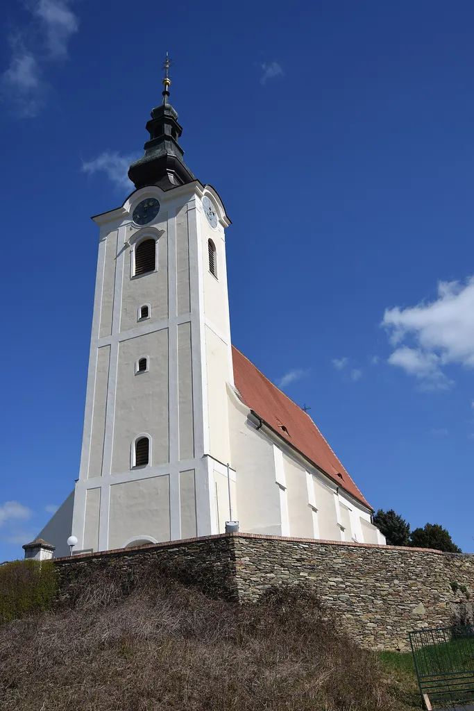 Church Neumarkt im Tauchental