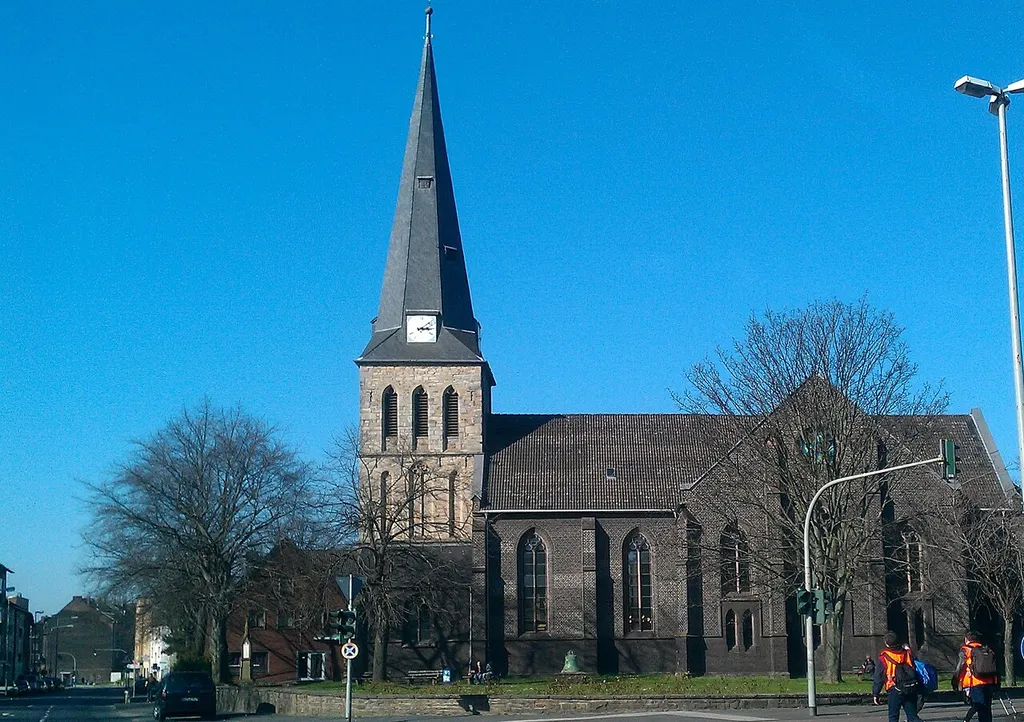 Duisburg - Ev. Kirche in Meiderich