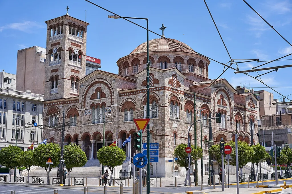 The church is located at 2 Ethnikis Adistasseos Street and 6 Makras Stoas (postal code 185 31) in Piraeus.
