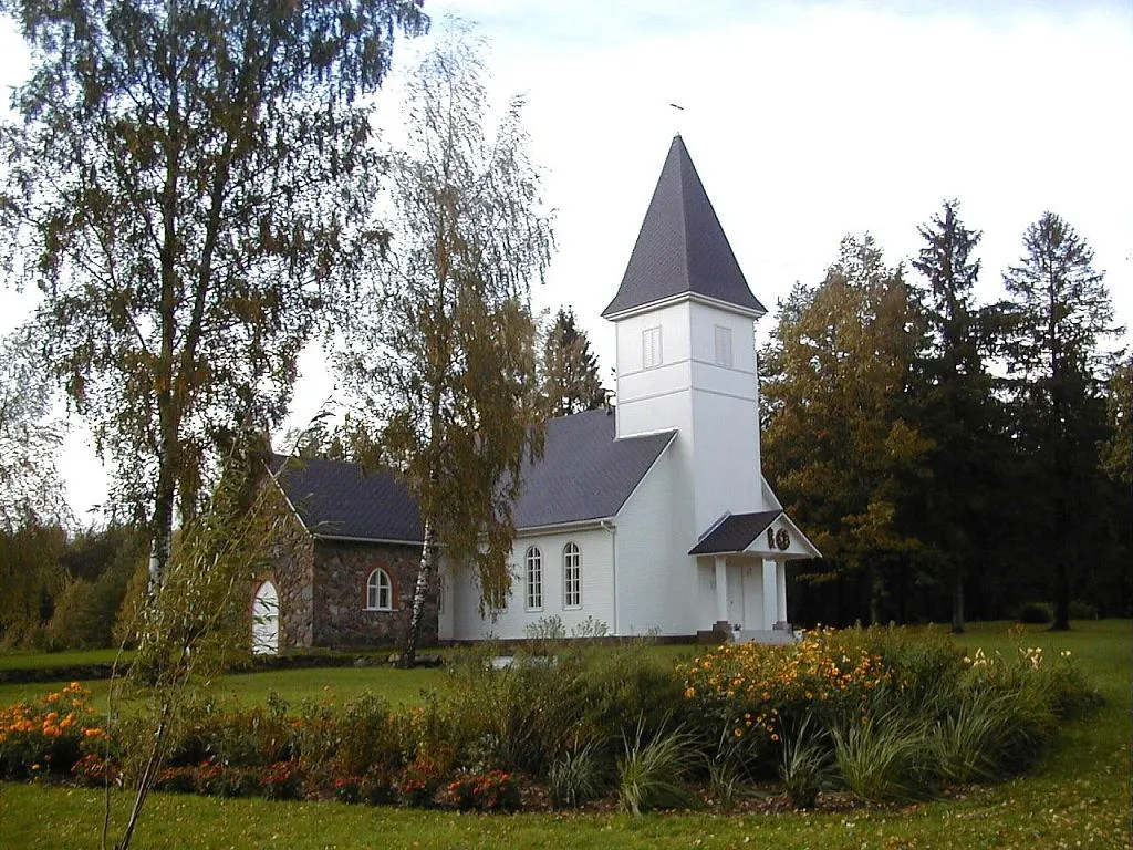 Kārķu luterāņu baznīca 2004-09-25