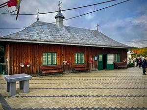 Wooden church in Băișești, Suceava