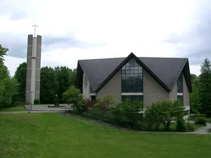 Heilig-Kreuz-Kirche