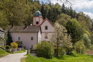 Heilig-Kreuz-Kirche (Schambach)
