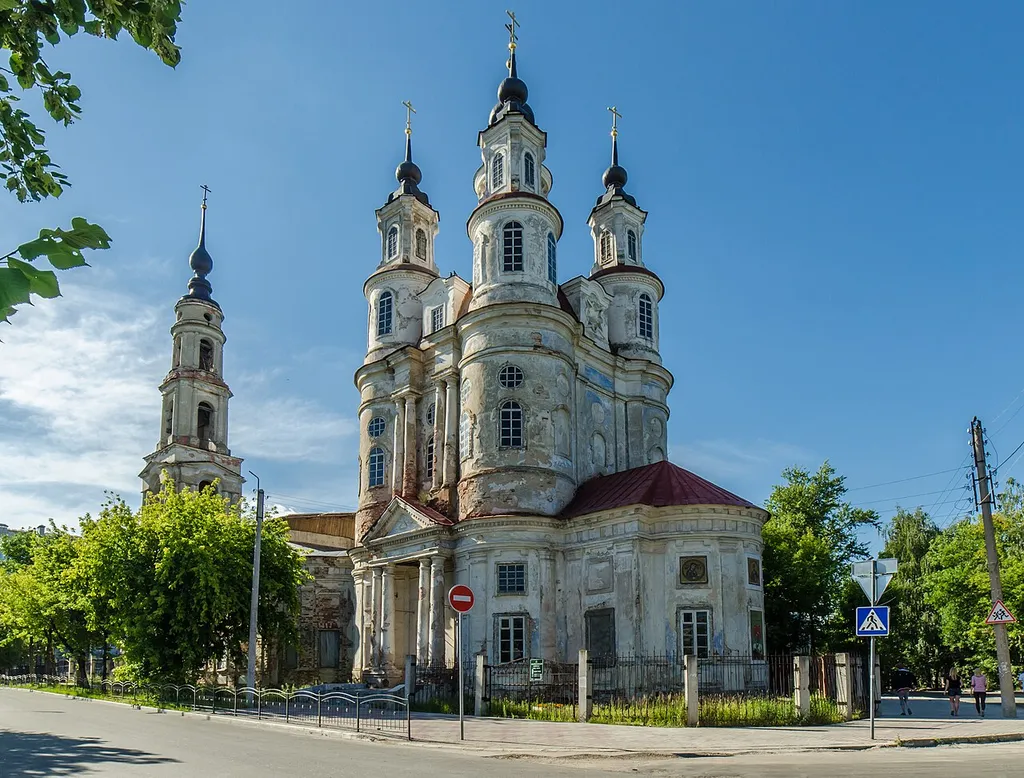 Ансамбль церкви Космы и Дамиана: Суворова ул., 177/16, Калуга, Калужская область