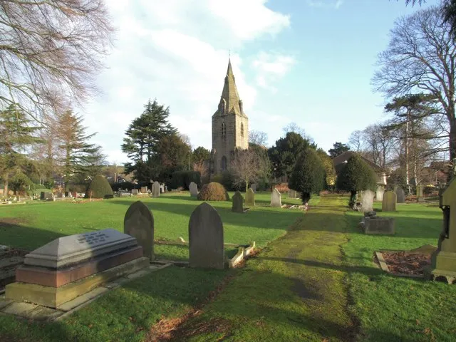 Saint Helen's Church and yard, Burton Joyce Please click this link for more information on this church: http://southwellchurches.history.nottingham.ac.uk/b01/index.html For many more panoramic images of Burton Joyce click: http://www.bjtour.org.uk