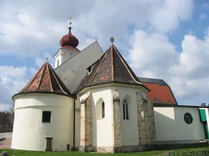 Parish church St. Valentin-Landschach