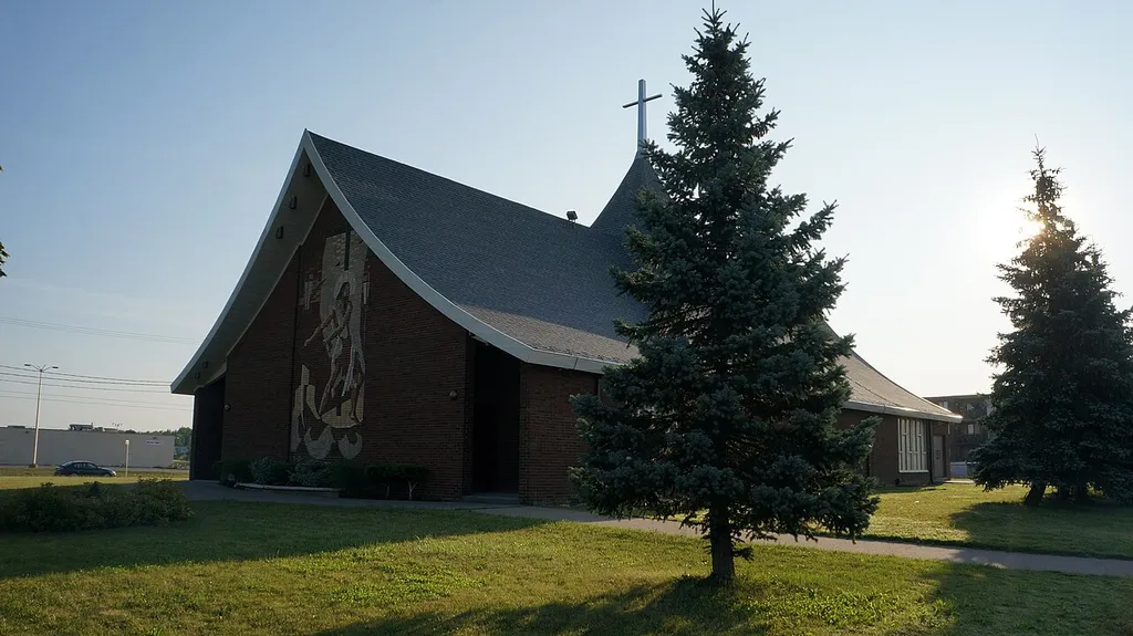 St. Andrew the Apostle Church (catholic church in Welland, Ontario)